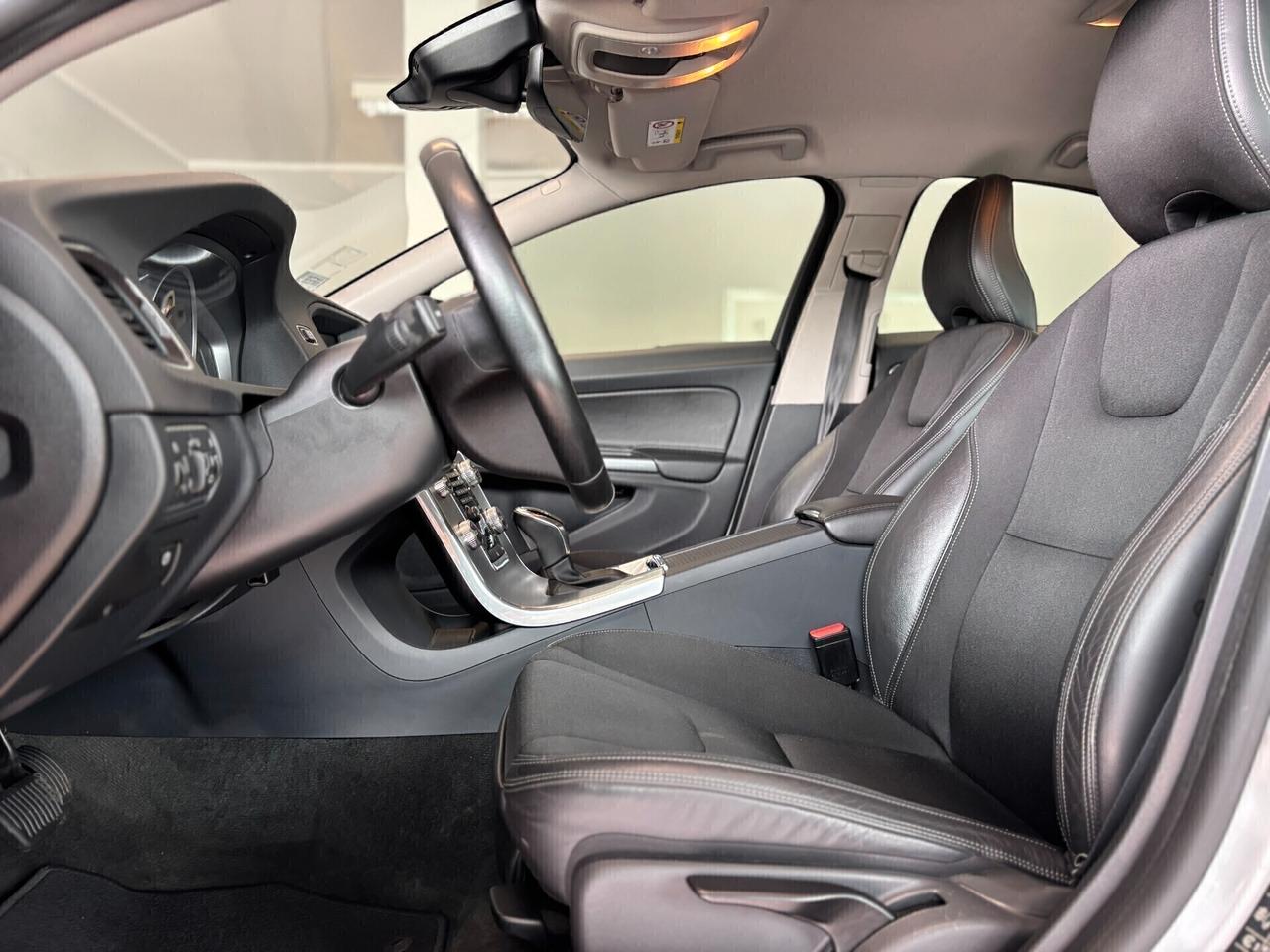 Volvo S60 Cross Country 2.0 d3 geartronic*TAGLIANDI CERTIFICATI VOLVO*