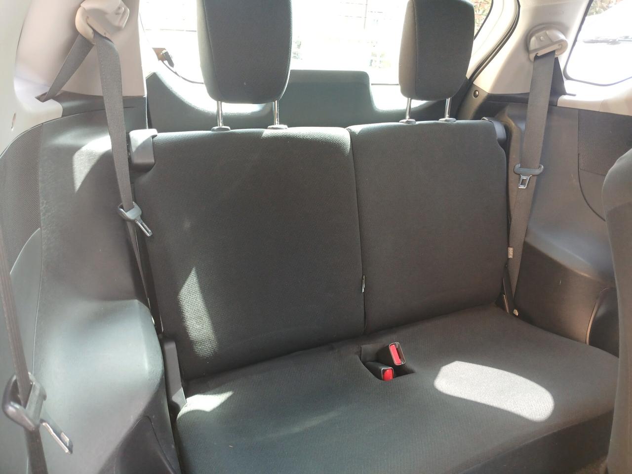 Toyota iQ 1.0 CVT Sol***AUTOMATICA 4 POOSTI ** KM 7 1 . 0 0 0 !!!!!*** 4 POSTI