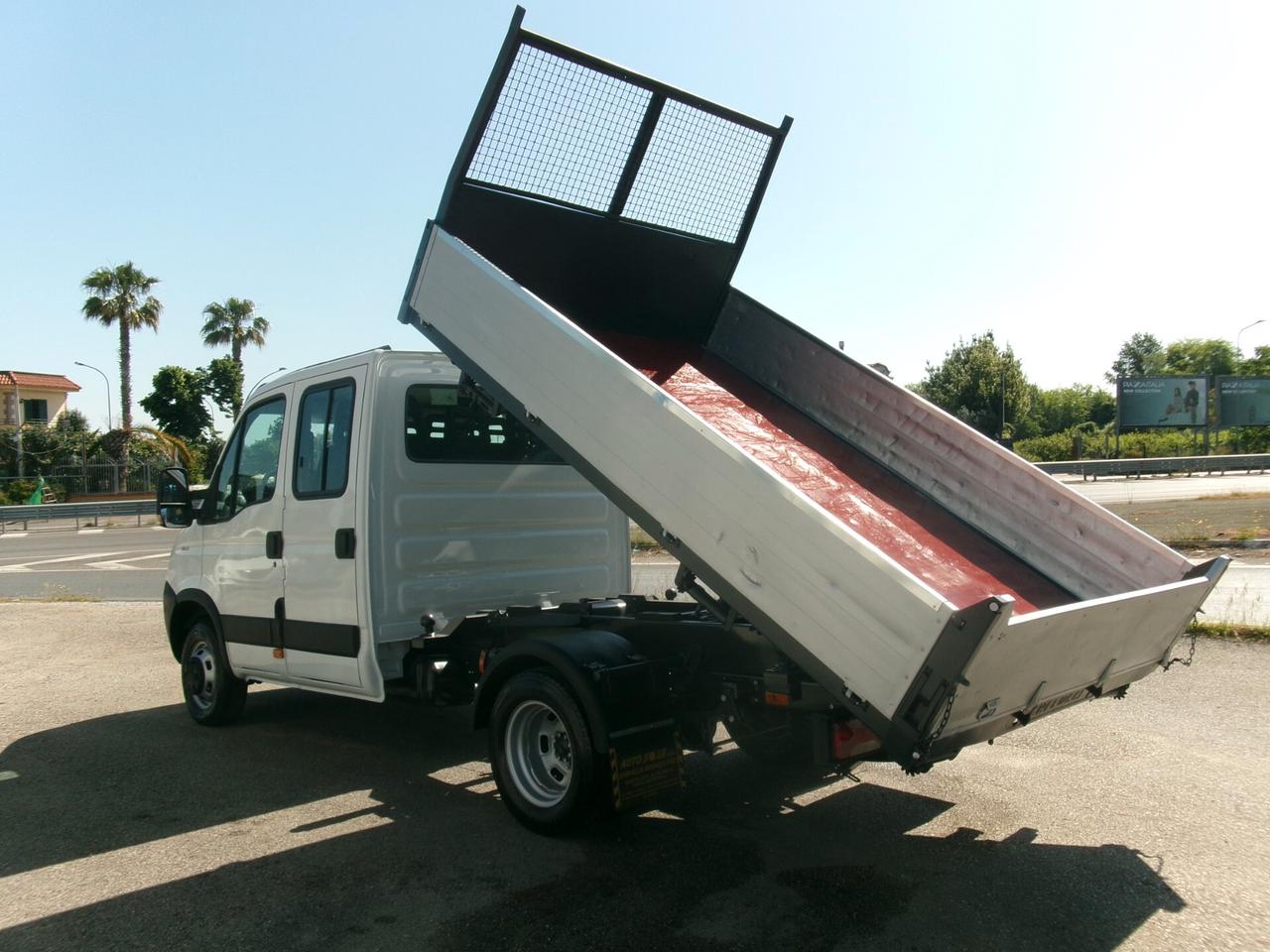 Iveco Daily 35C15 3000 150CV DOP CABINA 7POSTI RIBALTABILE TRILATERALE