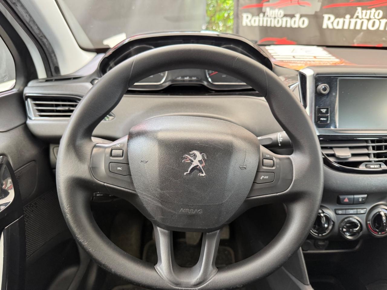 Peugeot 208 1.4 HDi 68 CV 5 porte