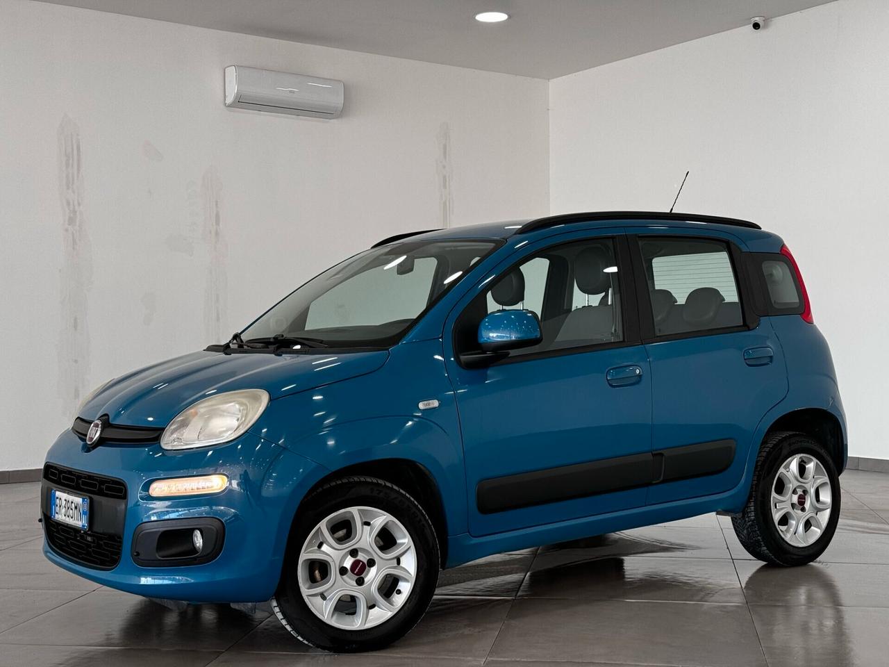 Fiat Panda 0.9 TwinAir Turbo Natural Power Lounge