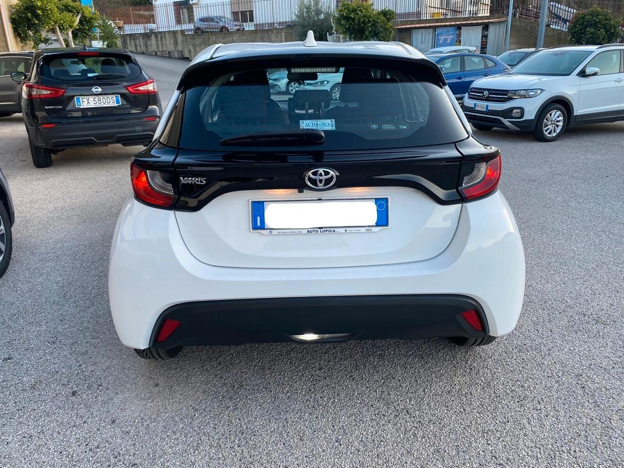 Toyota Yaris 1.0 5 porte Active