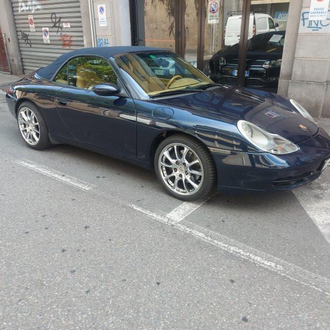 Porsche 911 Carrera cat Cabriolet 996