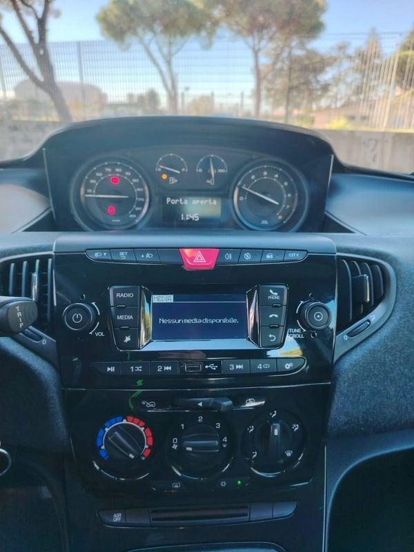 Lancia Ypsilon Ypsilon 1.0 FireFly 5 porte S&S Hybrid Silver