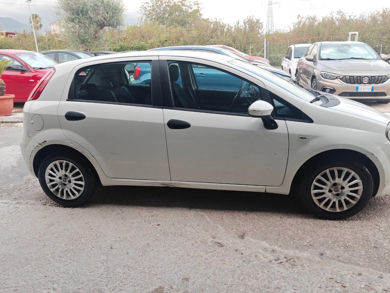 Fiat Punto 5 Porte Punto 5p 1.2 Street E6 LEGGI
