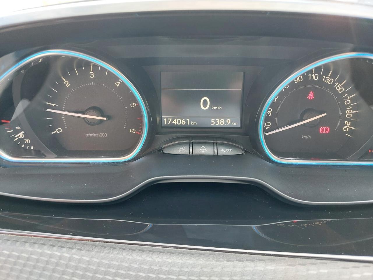 Peugeot 2008 1.6 e-HDi 120 CV UN GIOIELLINO