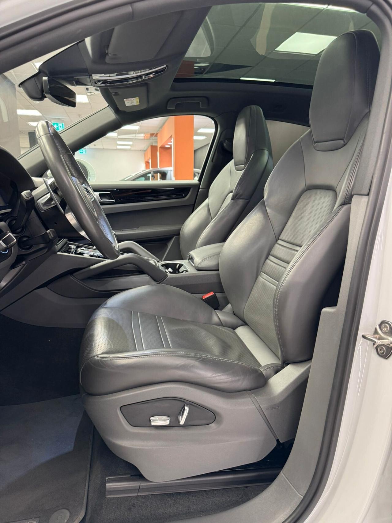 Porsche Cayenne Coupé 3.0 V6