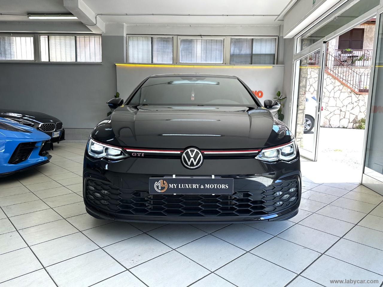VOLKSWAGEN Golf GTI 8 PERFORMANCE 2.0 TSI DSG