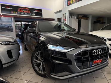 Audi Q8 45 TDI quattro tiptronic S-LINE