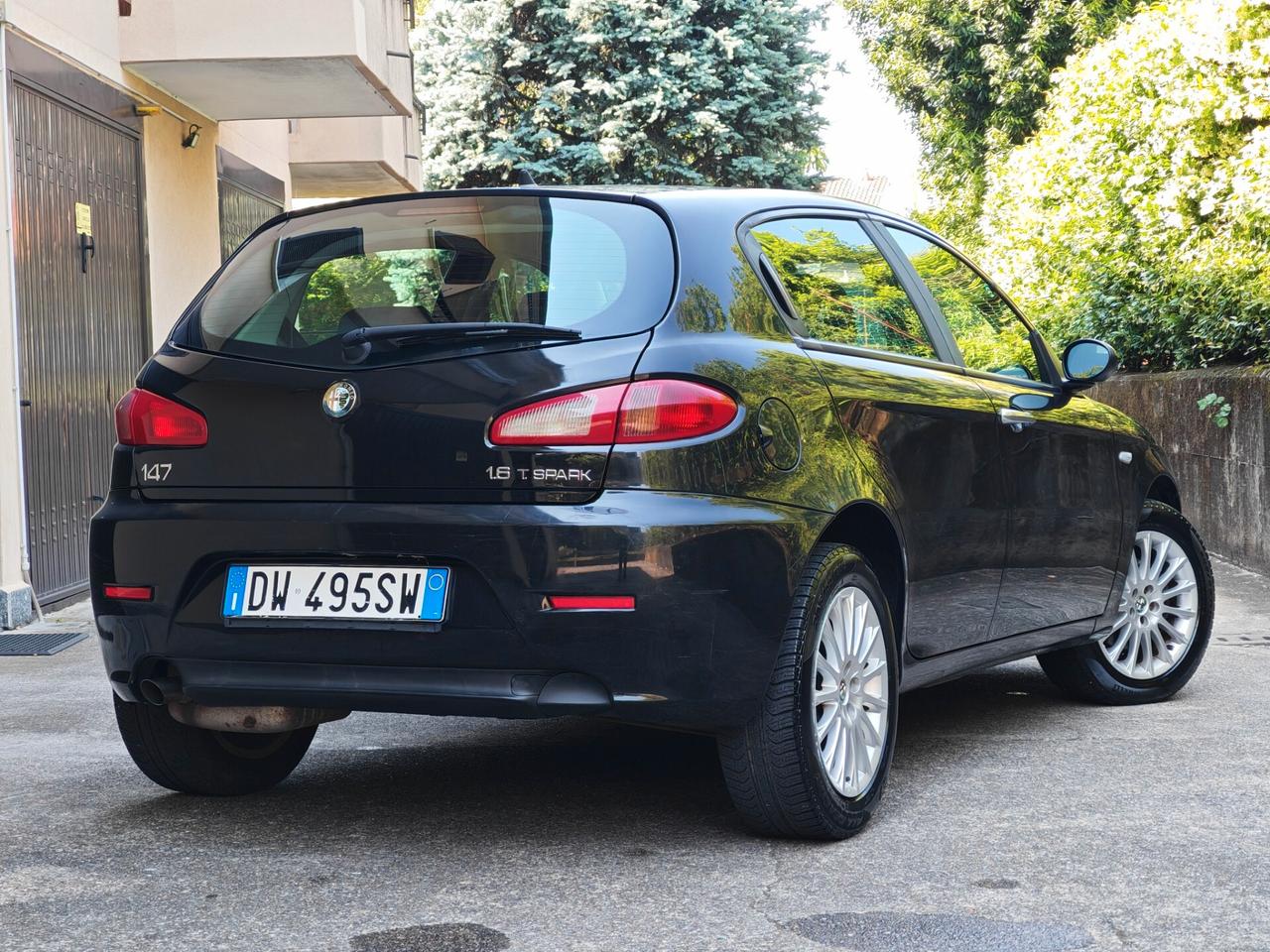 Alfa Romeo 147 1.6 BENZINA 120cv / 61.000km / Unipro