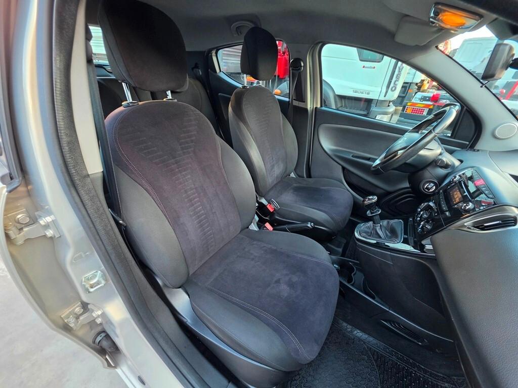 LANCIA YPSILON TWIN AIR METANO 5 PORTE-2013