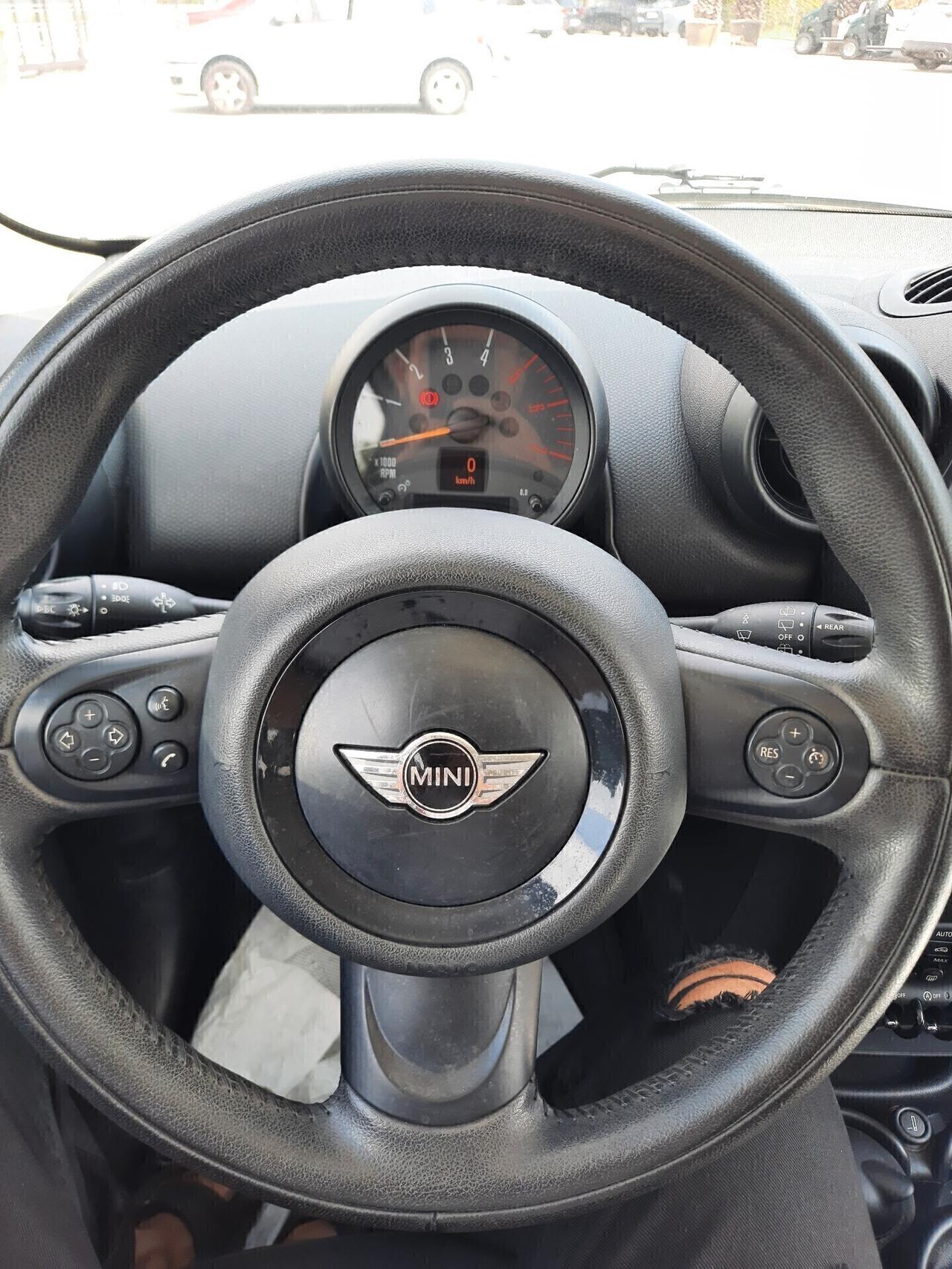 Mini Cooper D Countryman OK NEOPATENTATI