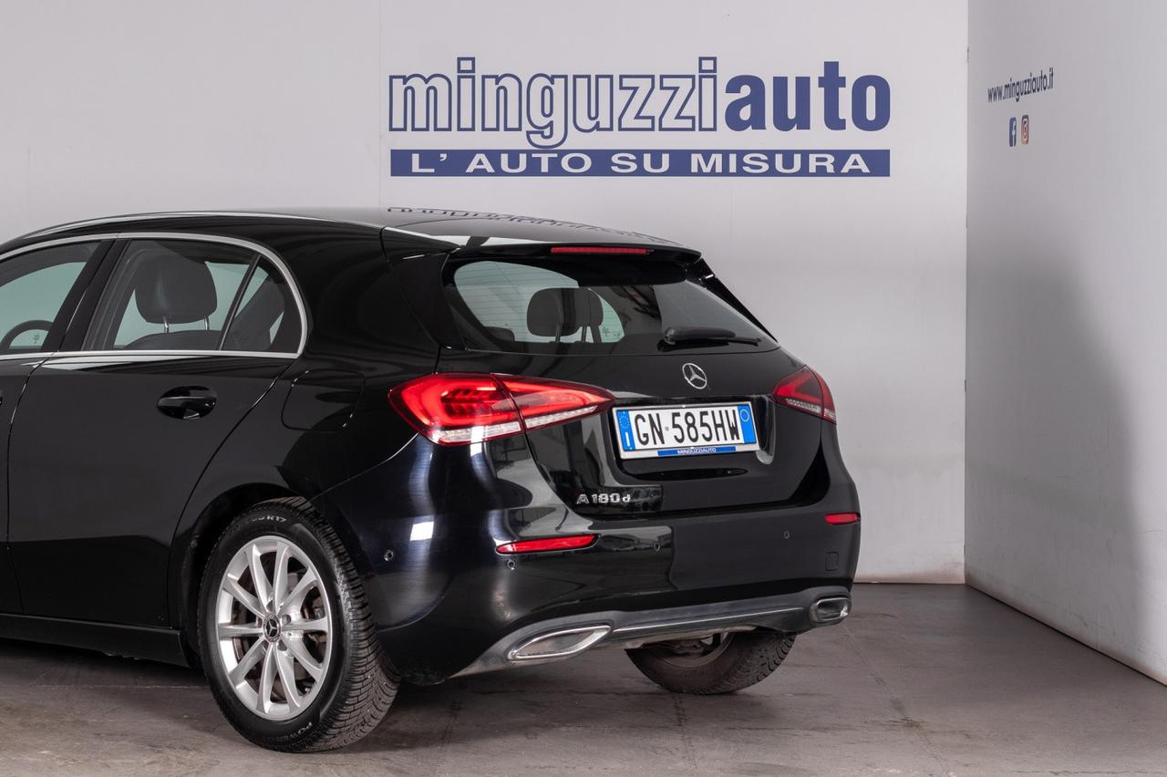 Mercedes-Benz A 180 D Sport Auto 116cv