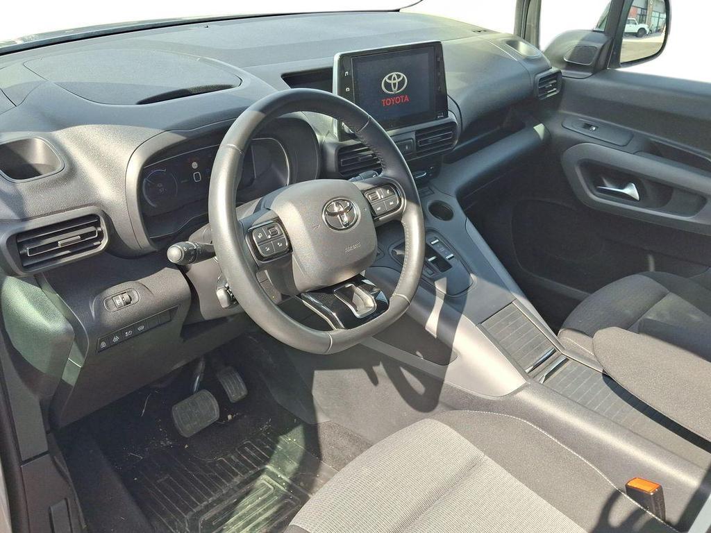 Toyota Proace City Verso electric L1 50kWh D Executive