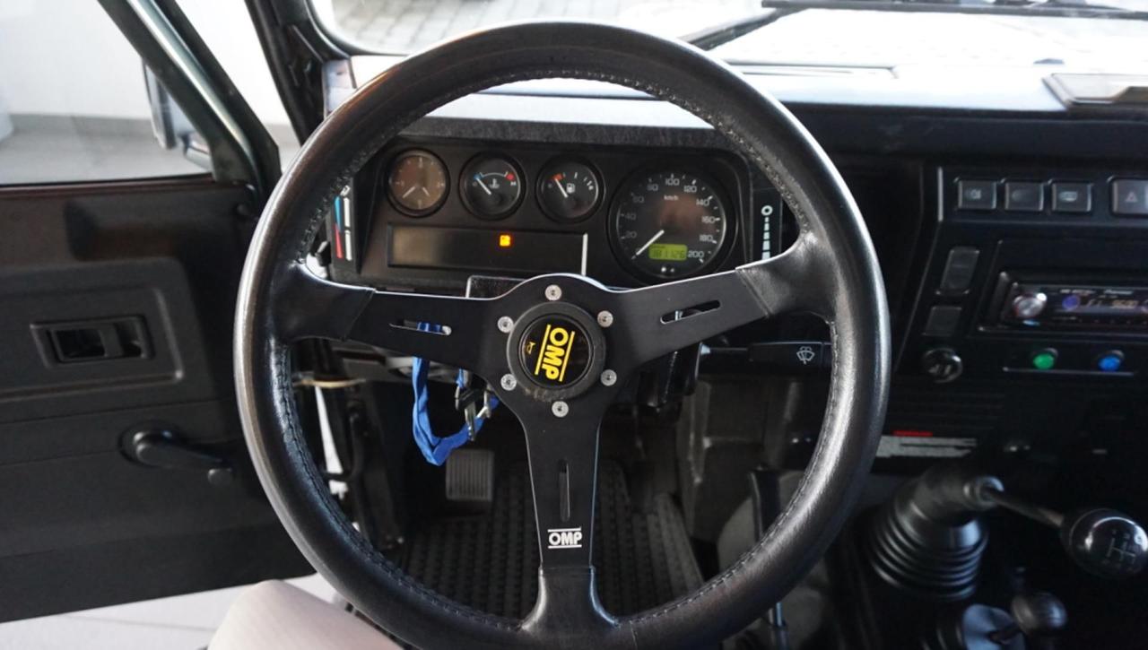 Land Rover Defender 110 2.5 Td5 cat S.W. S