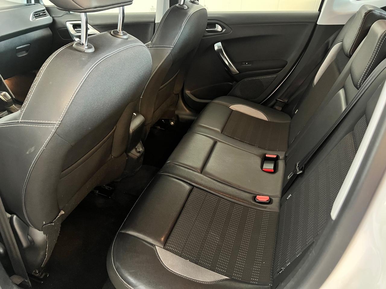Peugeot 2008 1.2 PureTech 82 Allure