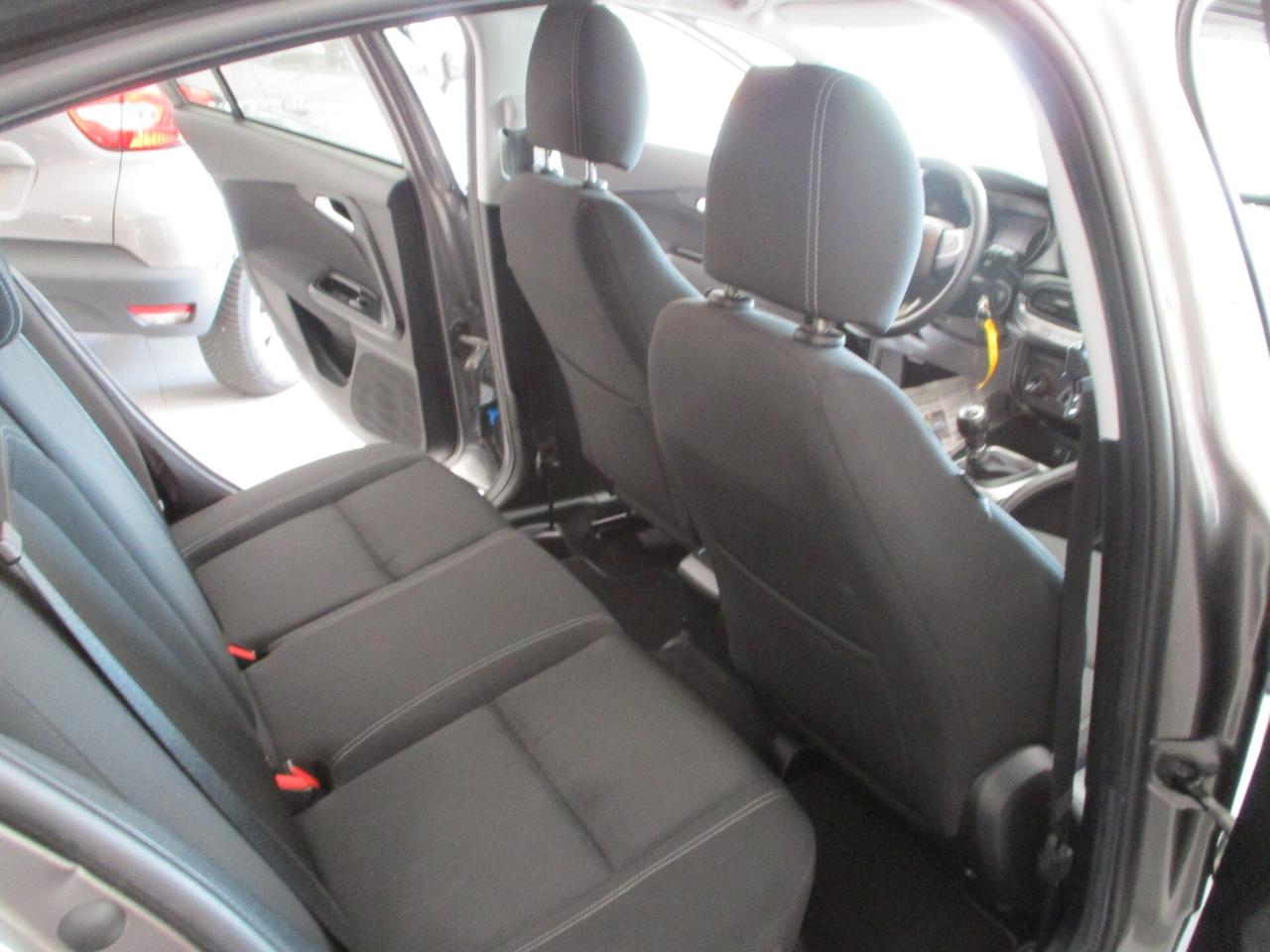 Fiat Tipo 1.3 Mjt S&S 5 porte Easy