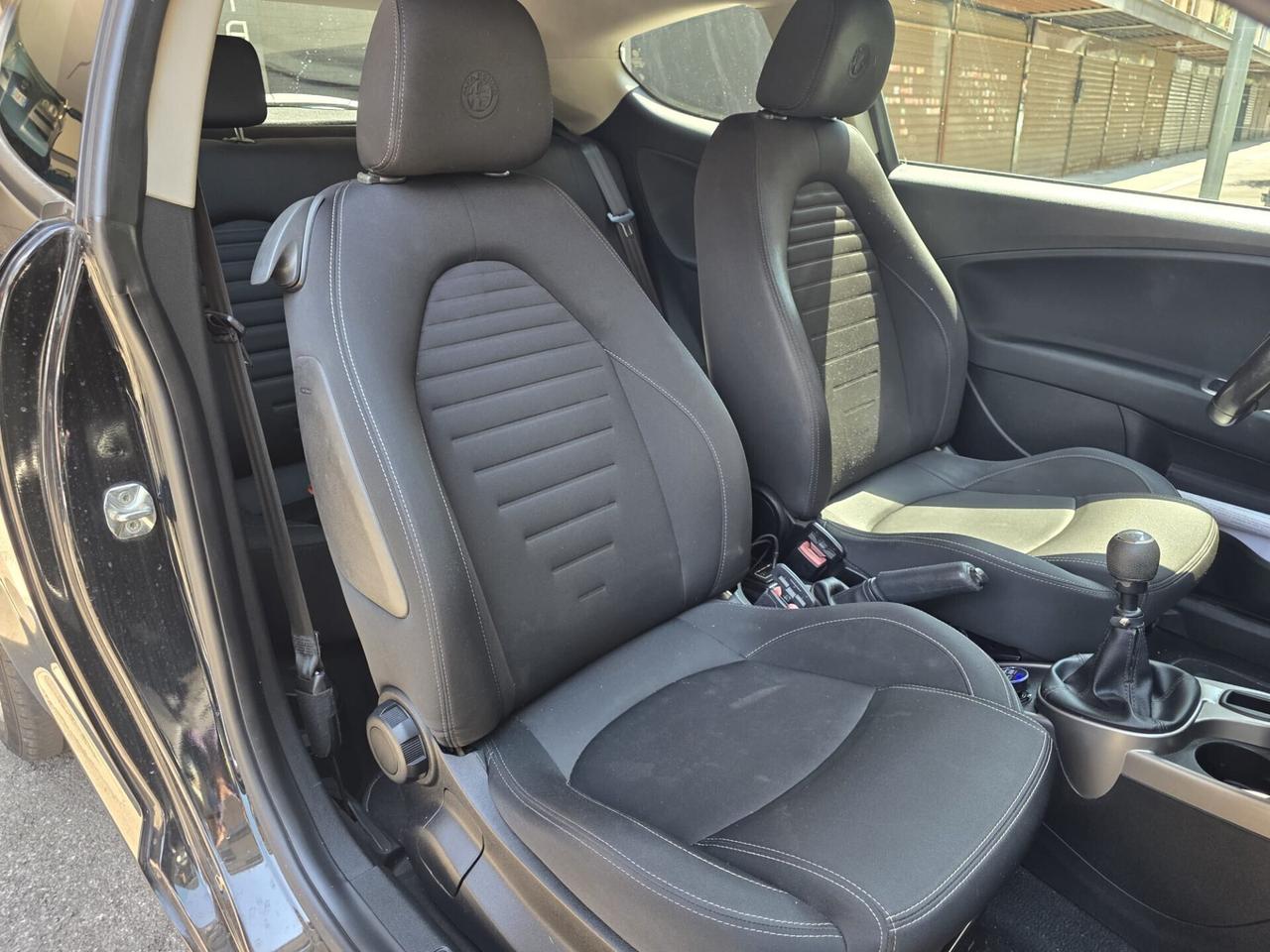 Alfa Romeo MiTo 1.4 - TAGLIANDO E DISTRIBUZIONE FATTI