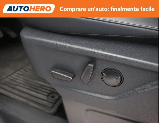 FORD Tourneo Custom 320 2.0 EcoBlue 136CV aut. PL Titanium