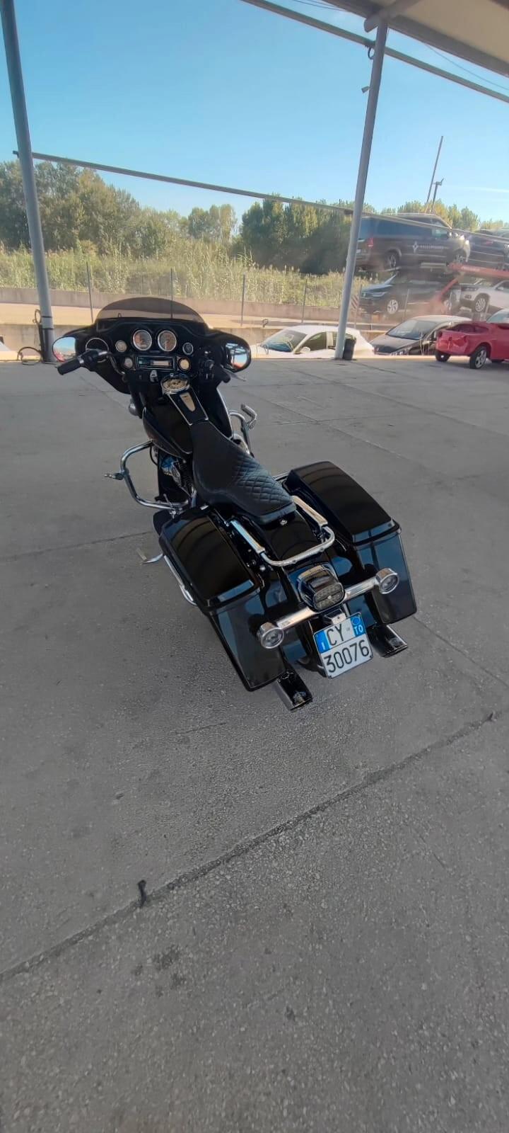Harley-davidson FLHT 1.6cc benzina(PRIVATO)-2007