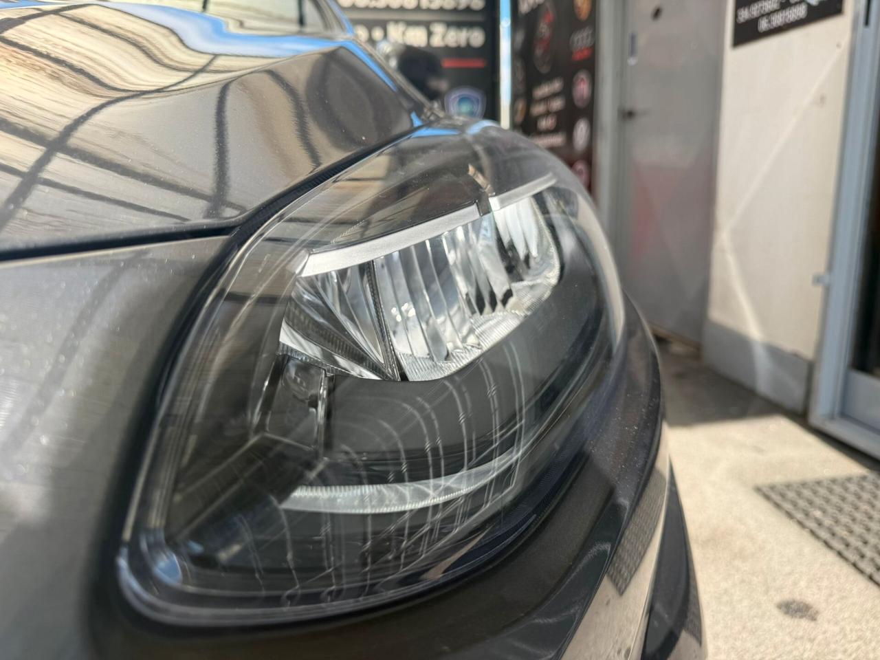 Ford Fiesta 1.0 Ecoboost Hybrid 125 CV 5 porte ST-Line