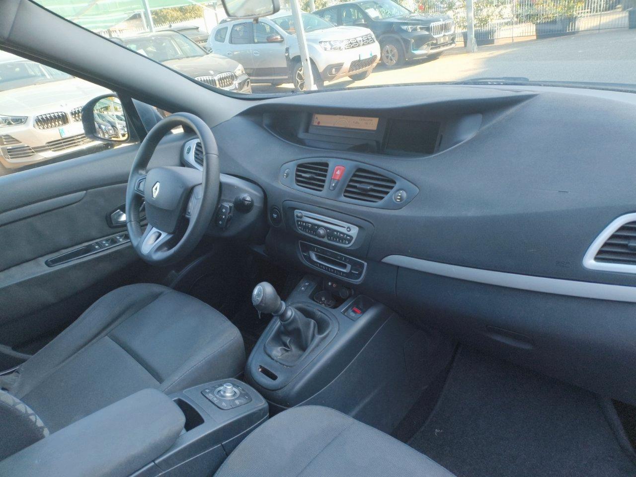 Renault Scenic 1.5 dci Luxe 110cv 7 POSTI