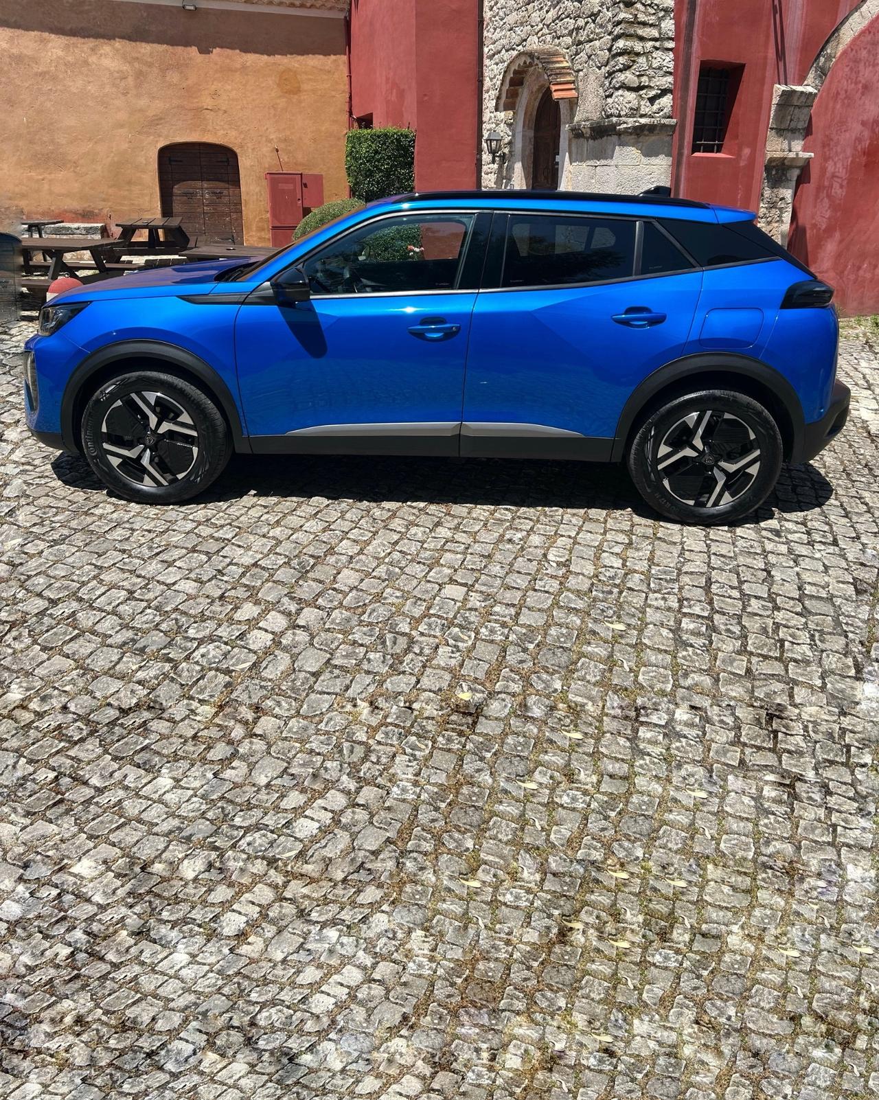Peugeot 2008 PureTech 100 S&S Allure