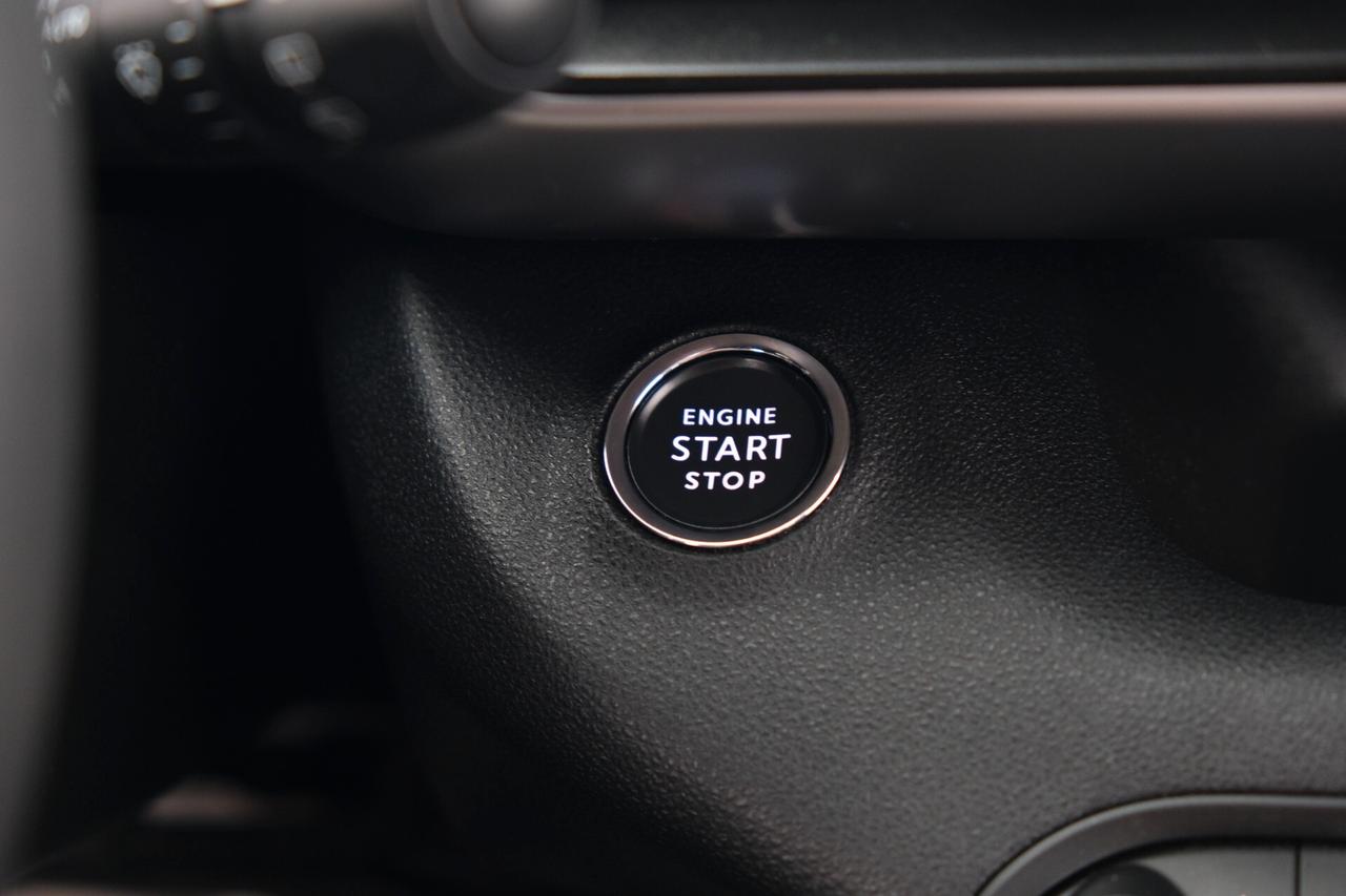 Jeep Avenger 1.2 T-GDI Summit IVA Esposta