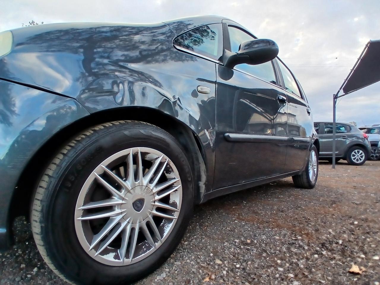 Lancia Musa 1.3 Mjt 95 CV Gold