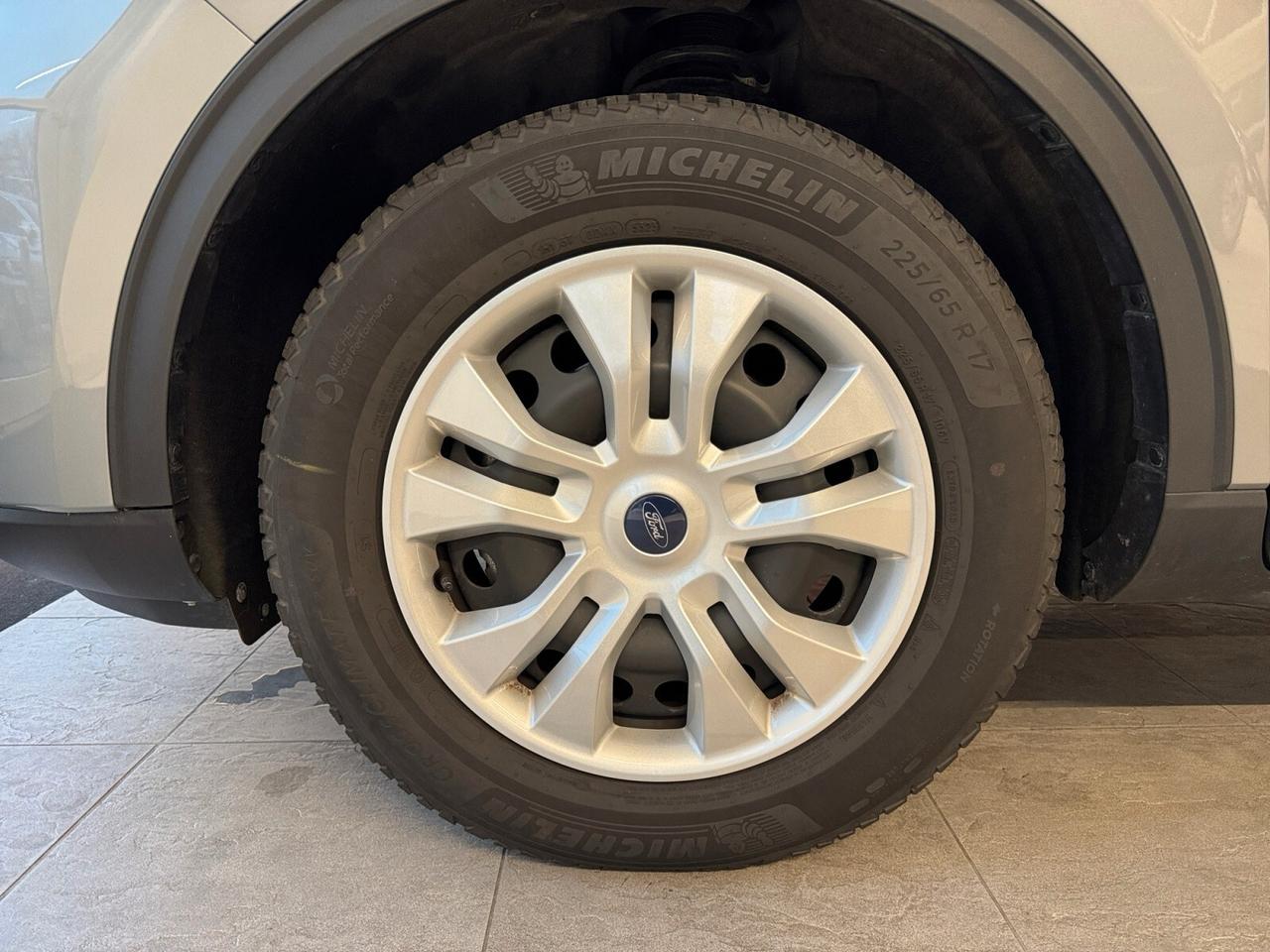 Ford Kuga 1.5 EcoBoost 150 CV 2WD