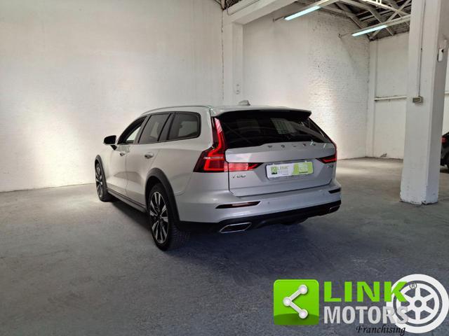 VOLVO V60 Cross Country D4 AWD Geartronic Business Plus GARANZIA