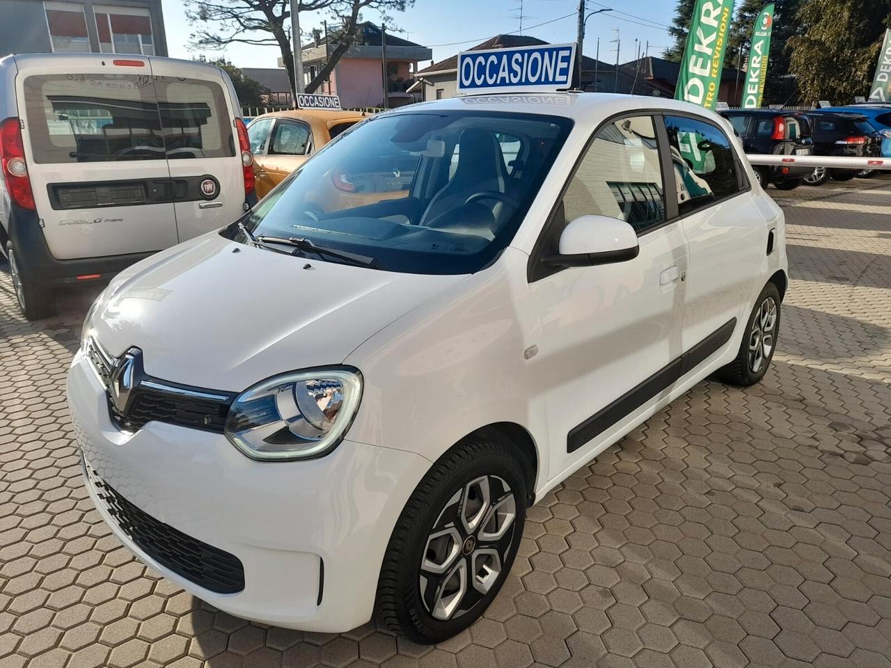 Renault Twingo SCe 65 CV Signature