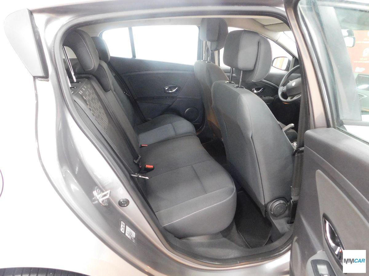 RENAULT - Mégane - 1.5 dCi 110 CV Wave