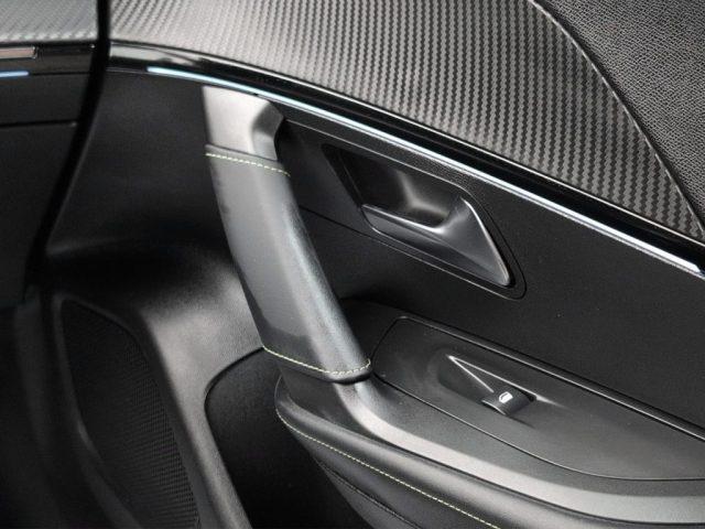 PEUGEOT 2008 motore elettrico 136 CV GT Pack