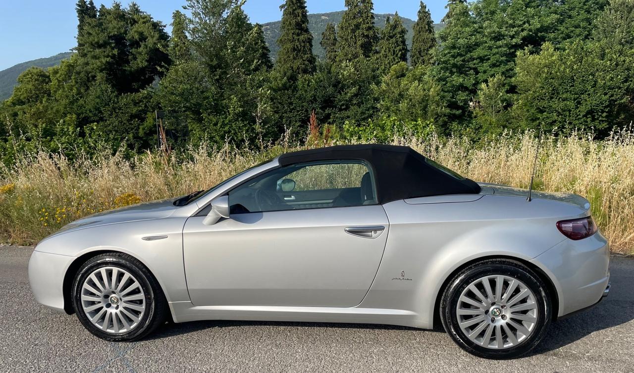 Alfa Romeo Spider 2.2 JTS Exclusive