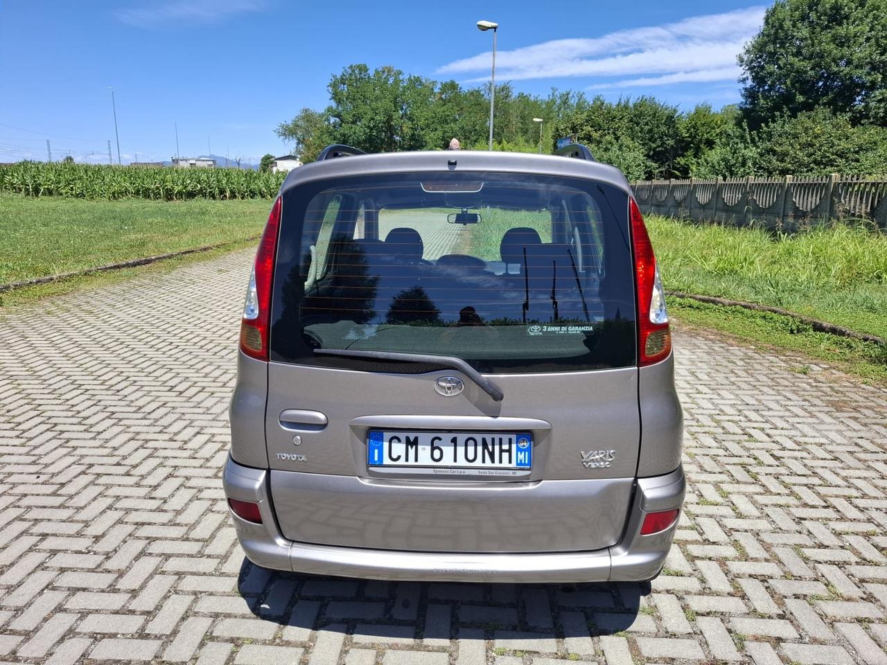 Toyota Yaris Verso 1.3i 16V cat Sol '03