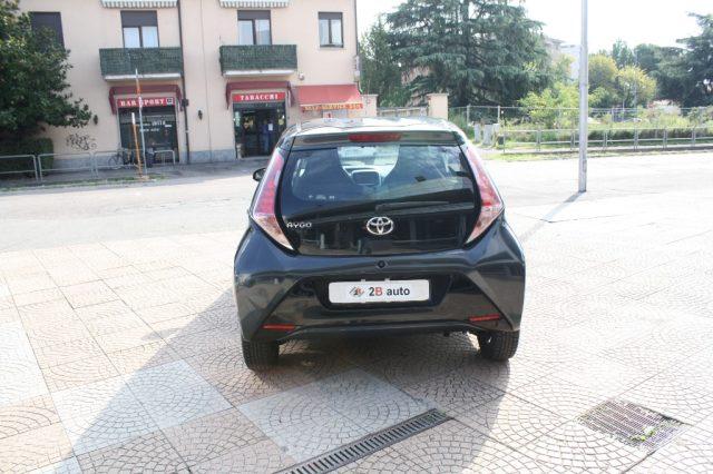 TOYOTA Aygo 1.0 VVT-i 69 CV 5 porte x-play TSS
