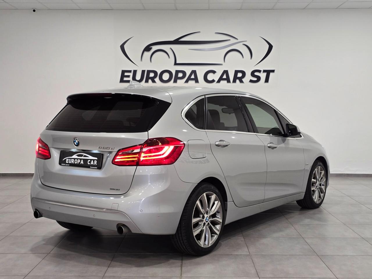 Bmw 2er Active Tourer 220d Active Tourer Luxury