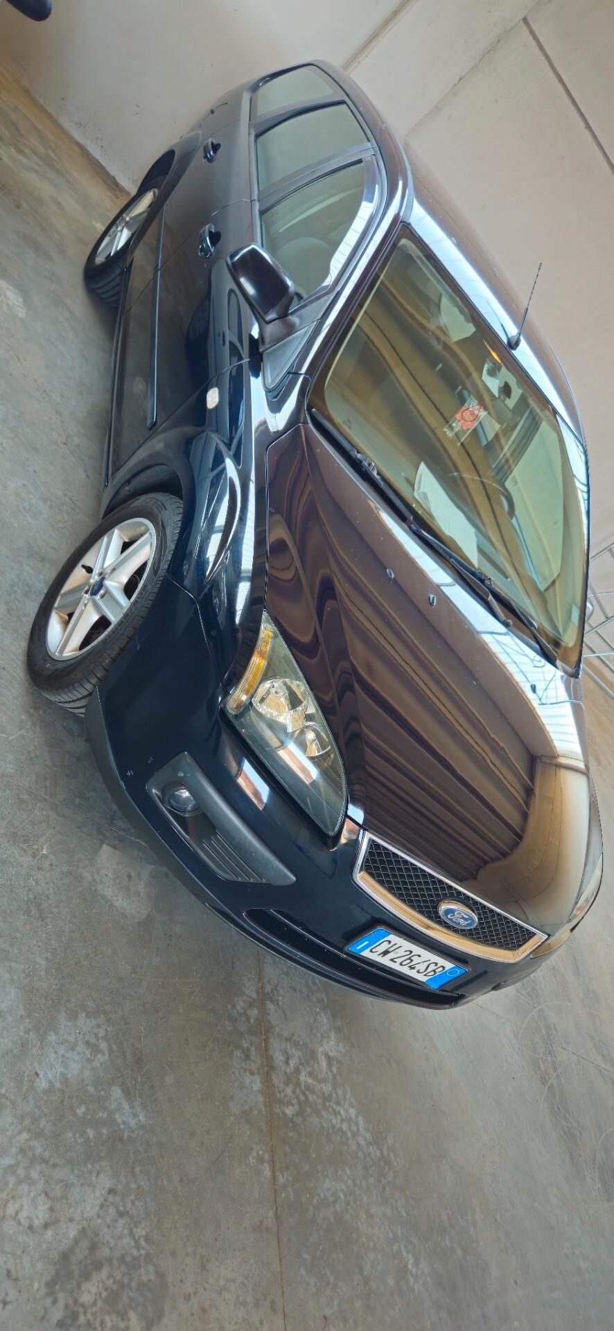 Ford Focus 1.6 BENZINA NEOPATENTATI