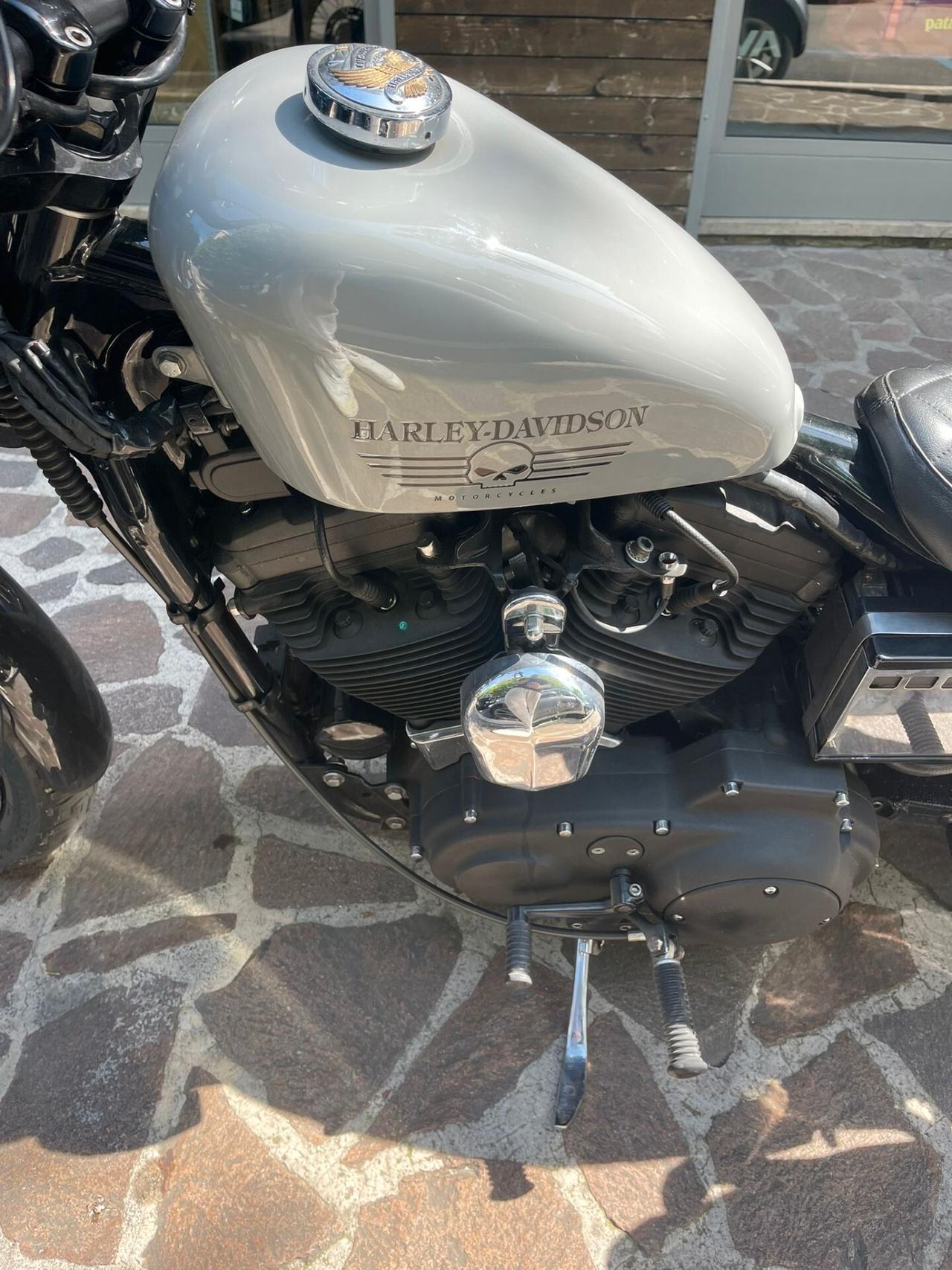 Harley-davidson 883 Sportster Standard