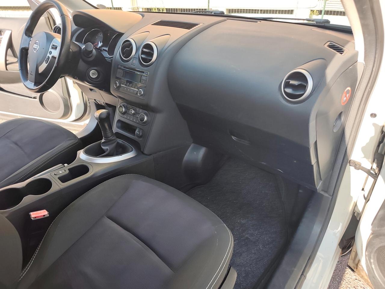 Nissan Qashqai 1.6 GPL gancio traino lavori certificati