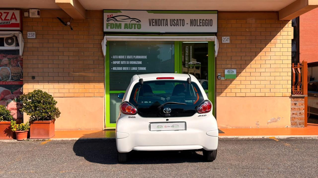 Toyota Aygo 1.0 12V VVT-i 5 porte Lounge Connect MMT