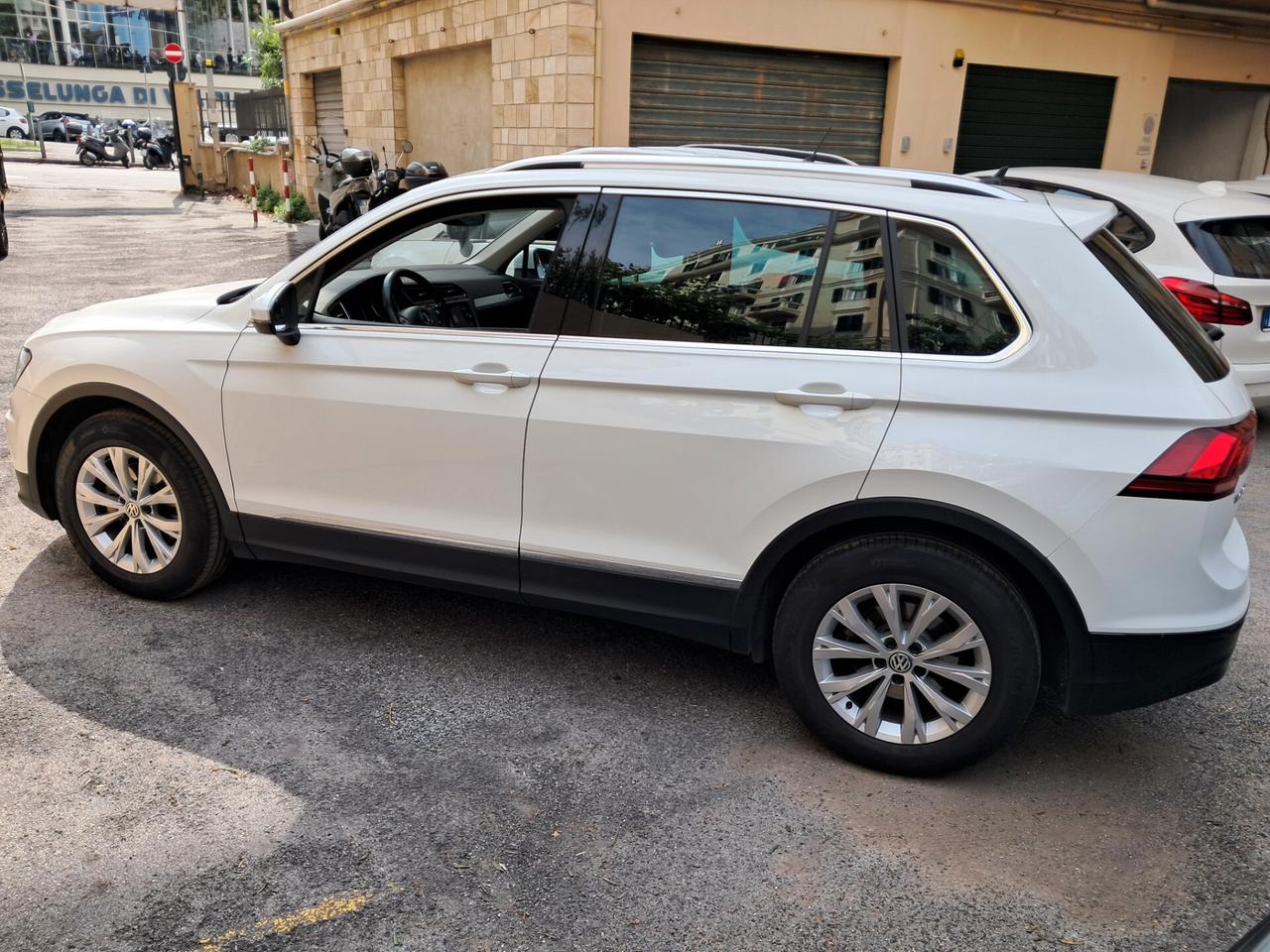 Volkswagen Tiguan 2.0 TDI SCR Business BlueMotion Technology