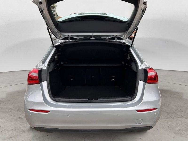 Mercedes-Benz Classe A 200 d 150 CV Automatica NAVI LED Business