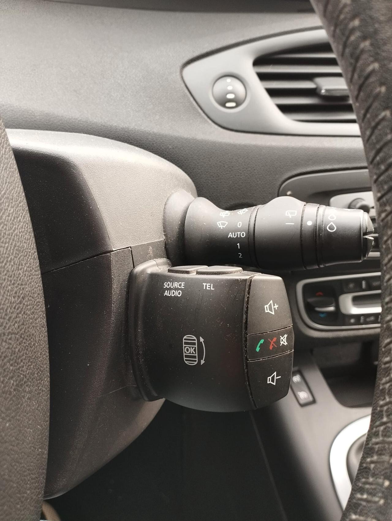 Renault Scenic Scénic XMod dCi 110 CV EDC Bose AUTOMATICO