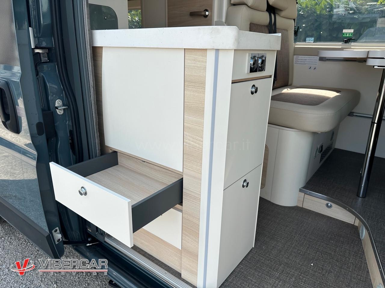 Eura Mobil V595 HB