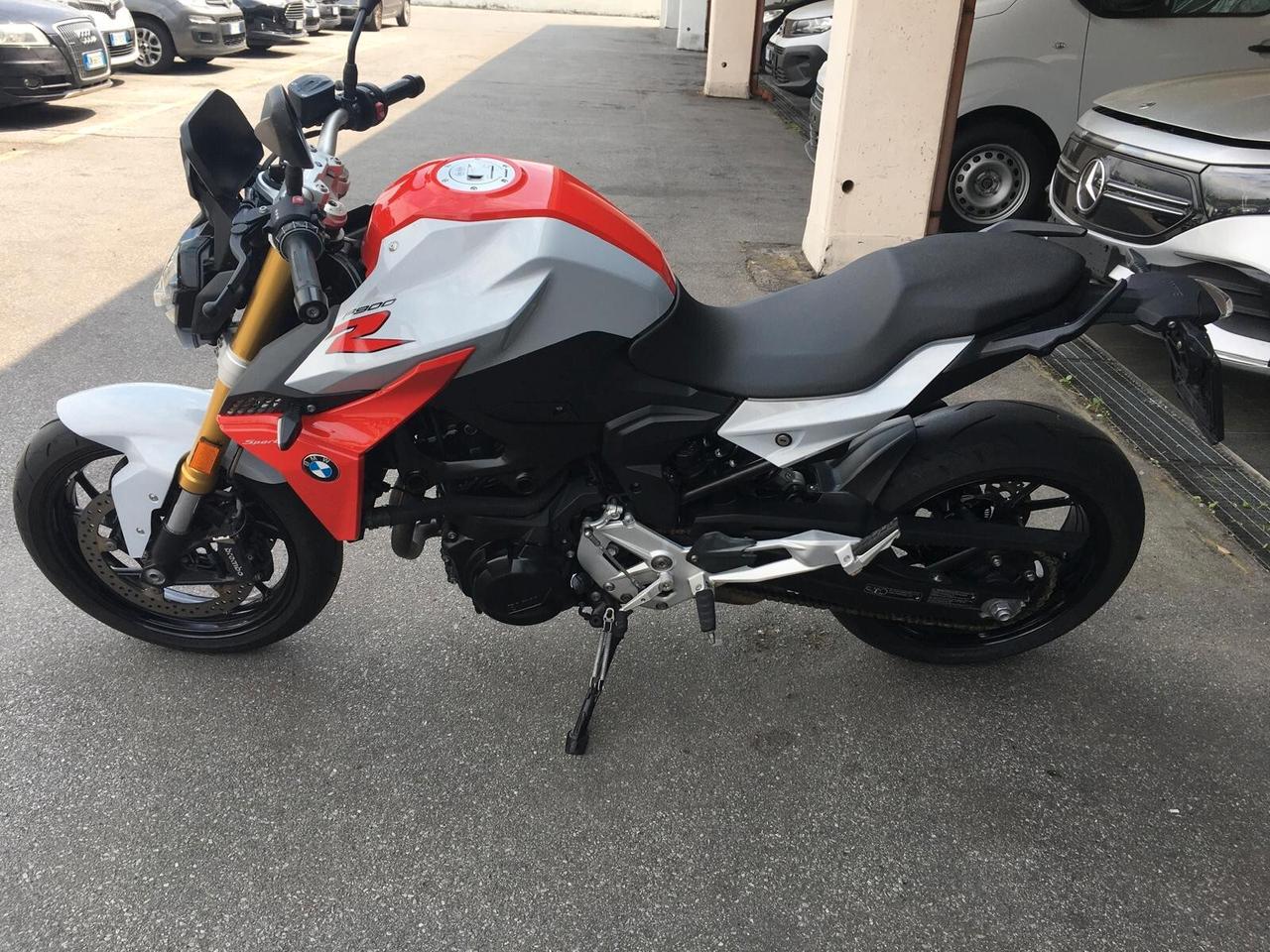 Bmw F 900 R r