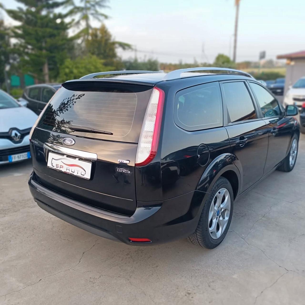 Ford Focus 1.6 TDCi TITANIUM OT TIMO STATO