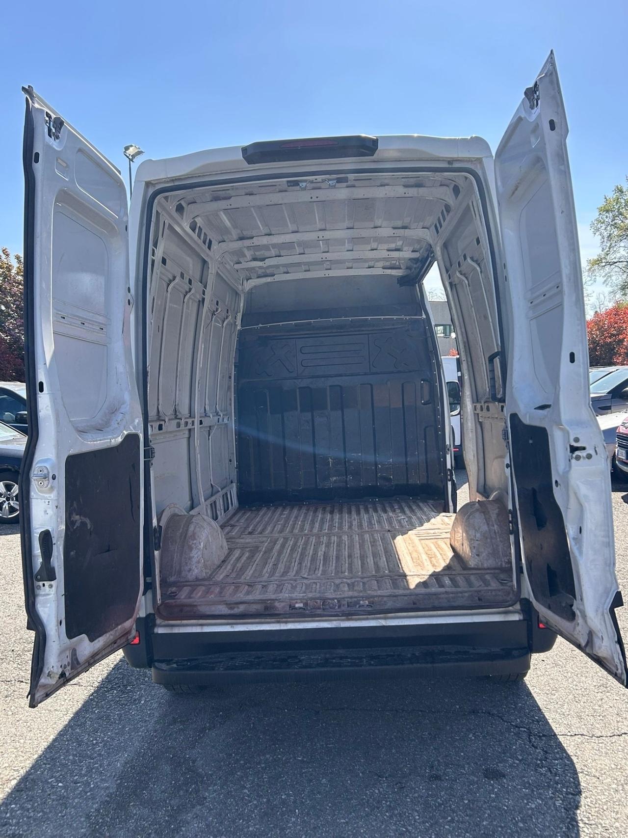 Iveco Daily 35S12 H2 2020 – 61.000 km Passo Medio Clima Perfetto