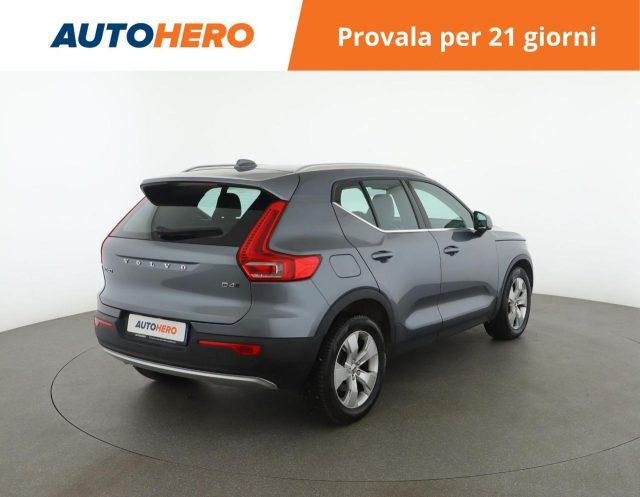 VOLVO XC40 D4 AWD Geartronic Momentum